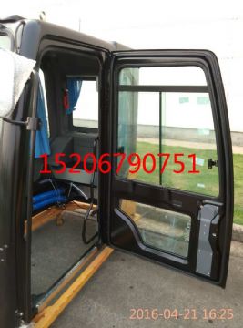 點(diǎn)擊查看詳細(xì)信息<br>標(biāo)題：三一SY215-9/SY-9型挖掘機(jī)駕駛室總成 帶內(nèi)飾線(xiàn)束 閱讀次數(shù)：3448